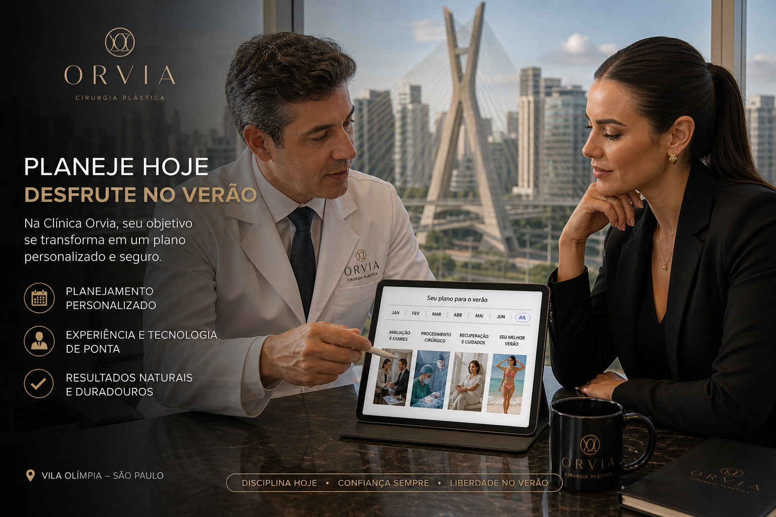 Mulher sofisticada de negócios em São Paulo a analisar um calendário digital com um cirurgião plástico, traçando o planeamento de meses para atingir o corpo do verão.